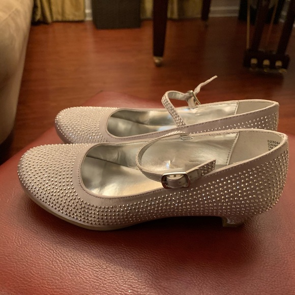 Cupcake couture Shoes 32 Heeled Shoes Poshmark